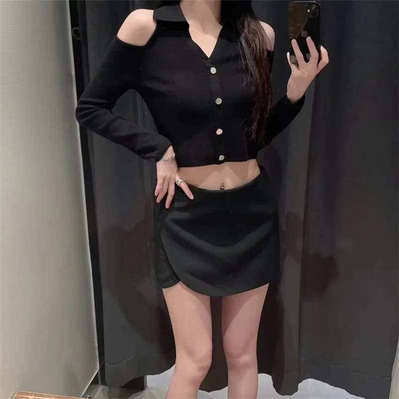 Chic Asymmetric Curved Hem Mini Skort – High-Waisted Wrap Skirt Shorts with Hidden Closure 3 Wrap Skirt Shorts Wearing on Girl